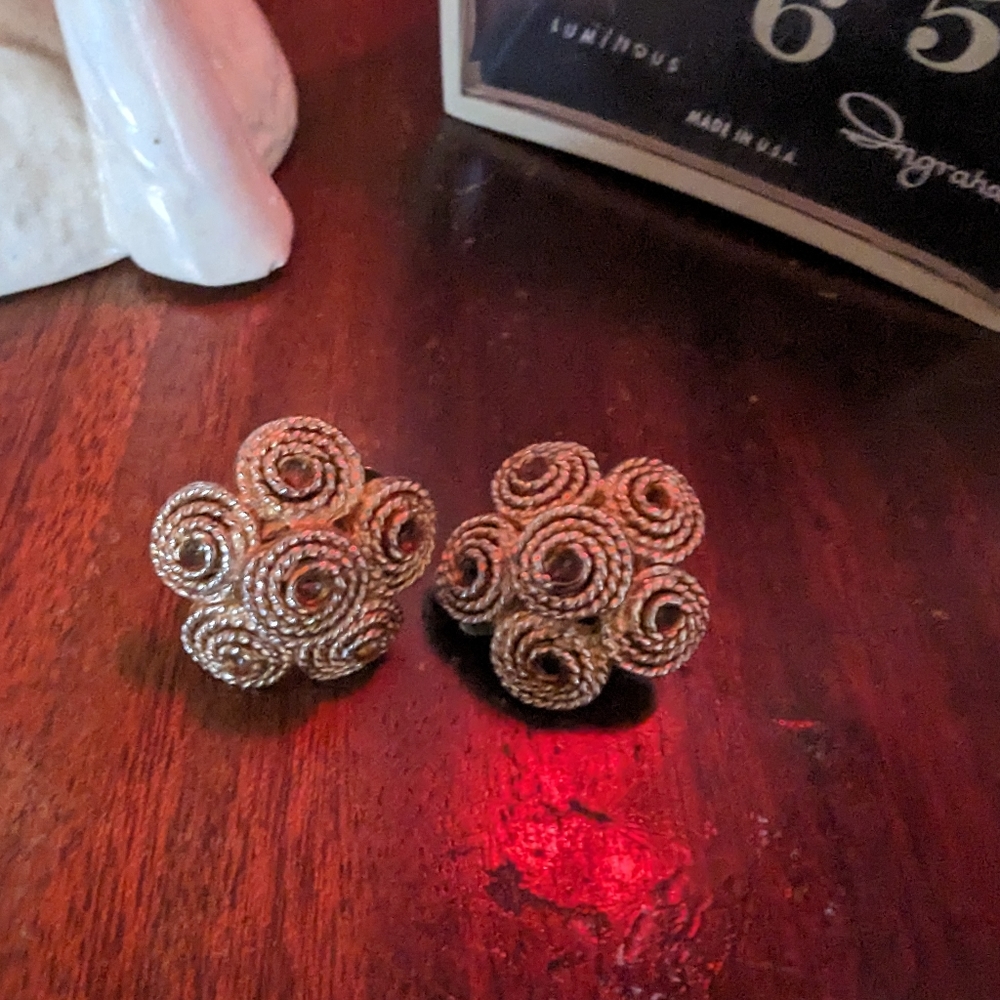 Vintage clip on earrings